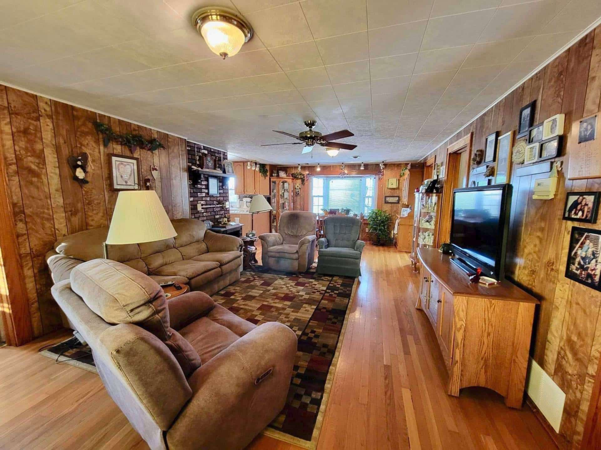 11091 Hwy 9, Gaylord, KS. Kansasland Realty and Auction