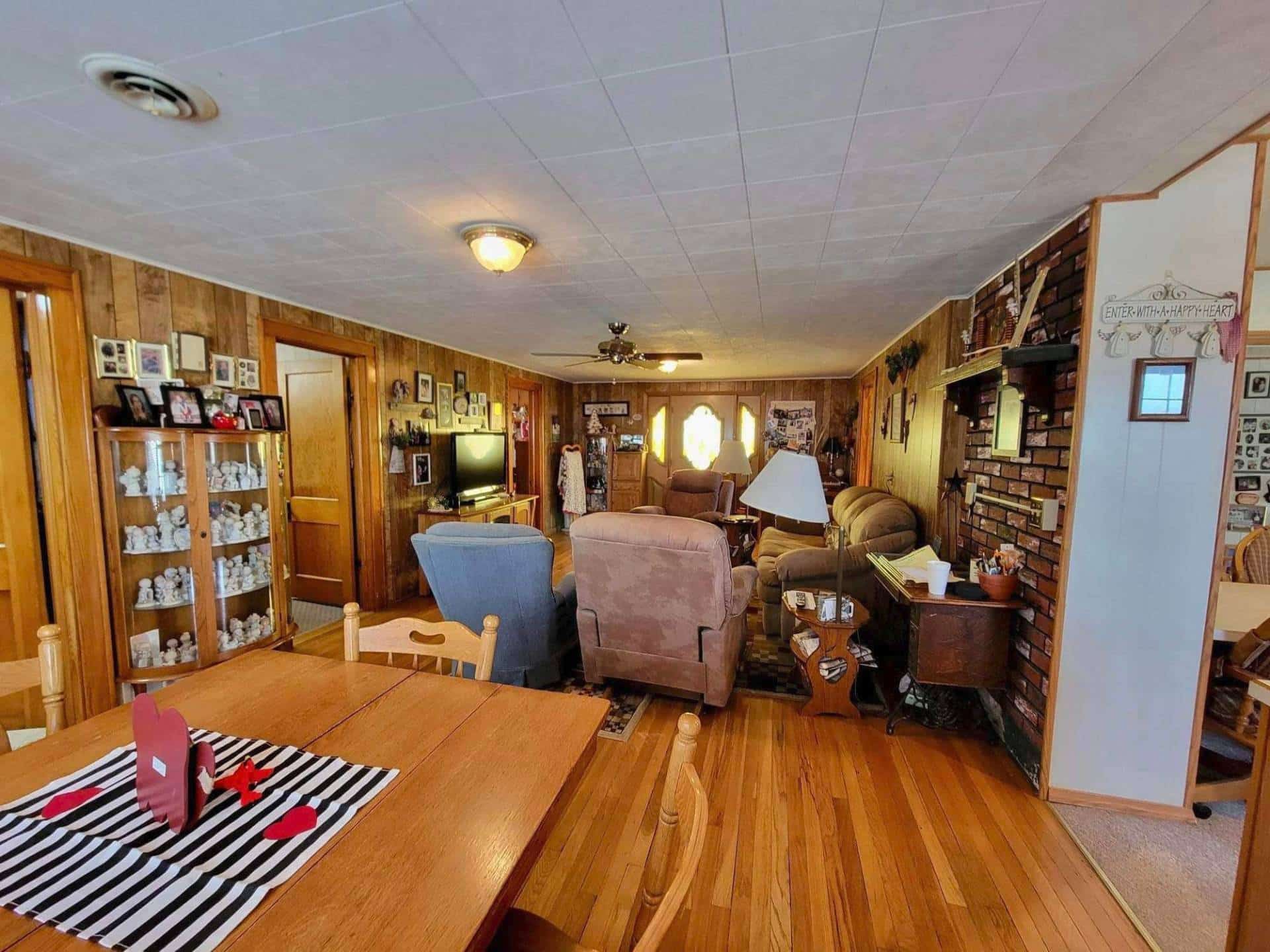 11091 Hwy 9, Gaylord, KS. Kansasland Realty and Auction