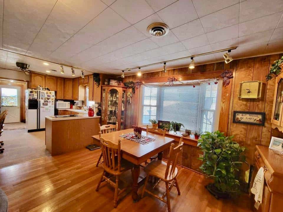 11091 Hwy 9, Gaylord, KS. Kansasland Realty and Auction